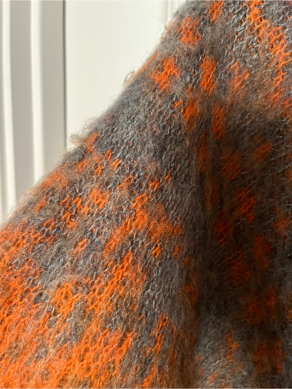 Vertigo SzXs/S Cowl Neck Cropped Fuzzy Wool Blend Knit Sweater, Rust and Orange - Picture 7 of 11